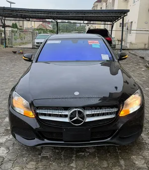 Mercedes-Benz C300 2015 Black