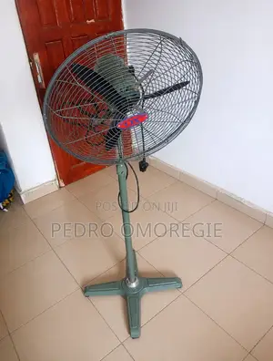 OX 18-Inch Industrial Standing Fan – Very Clean Working Perfectly