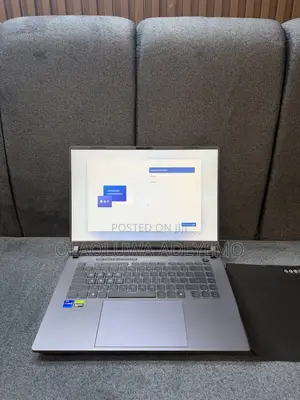 New Laptop Asus ROG Strix G16 16GB Intel Core i7 SSD 1T
