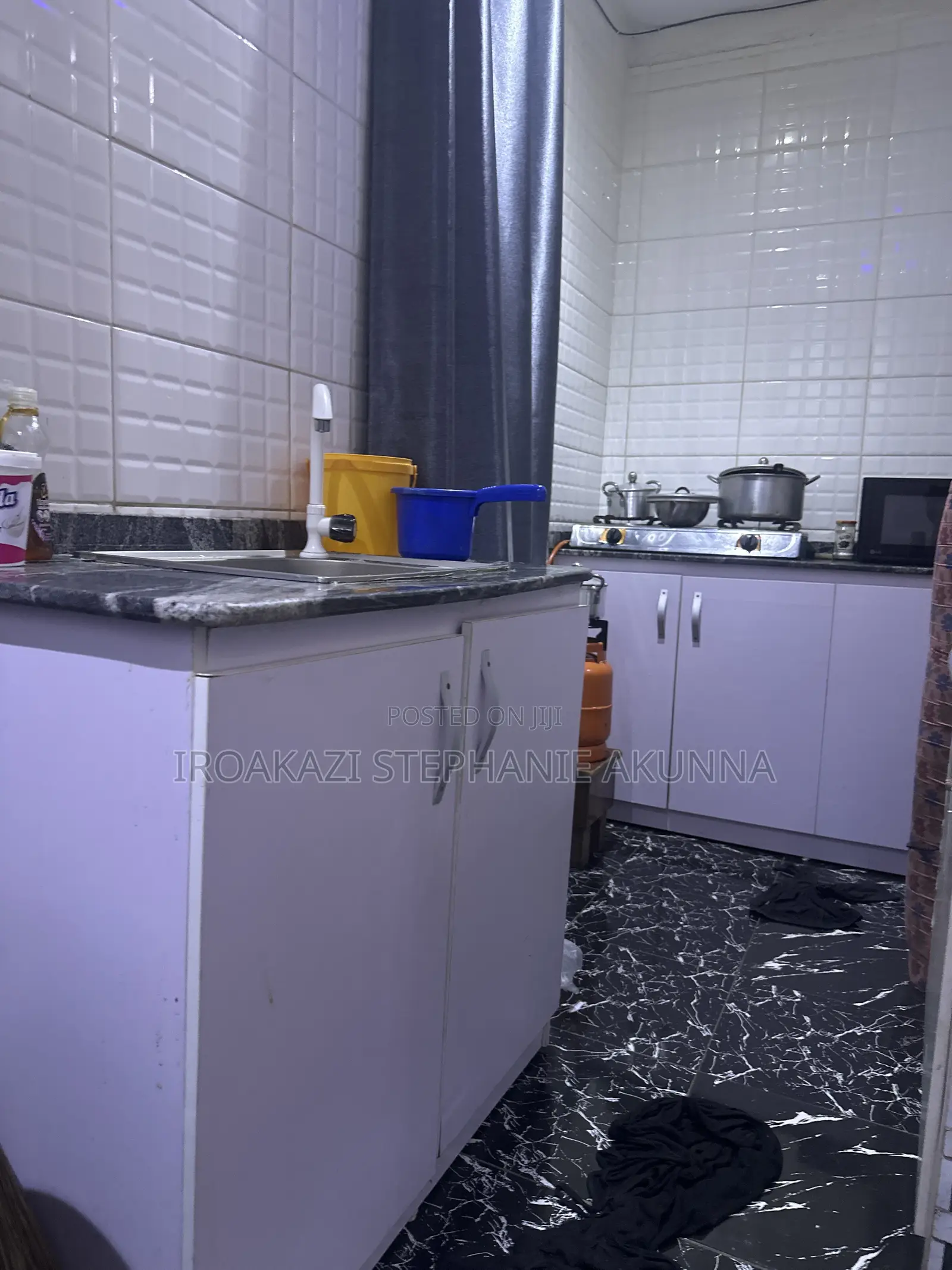 Shared Roommate in Mini Flat