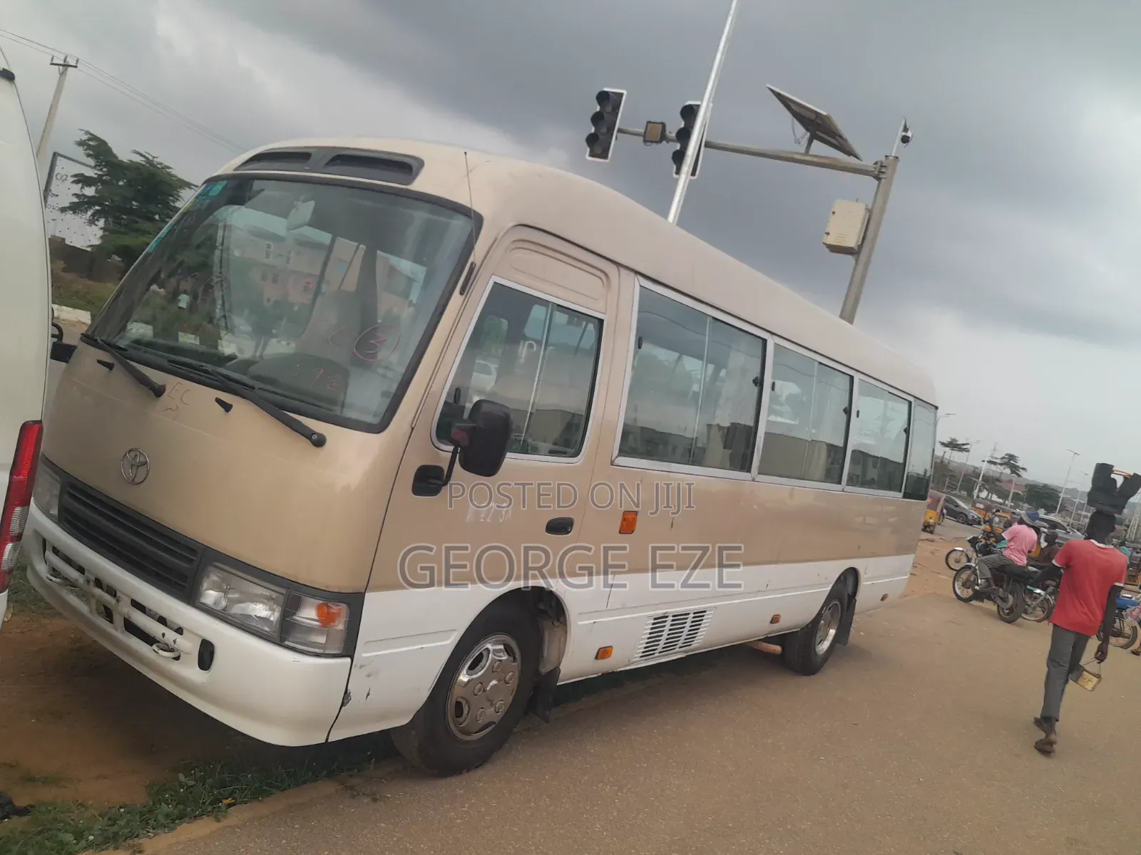 Toyota Coaster 2012 Gold