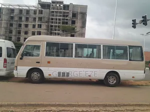 Toyota Coaster 2012 Gold