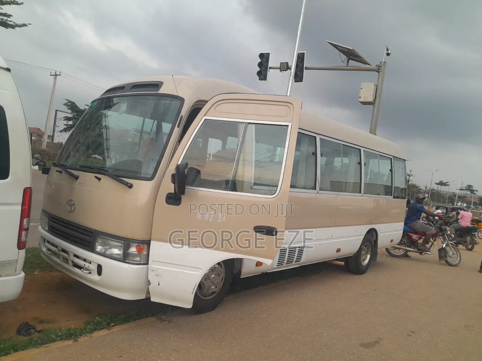 Toyota Coaster 2012 Gold