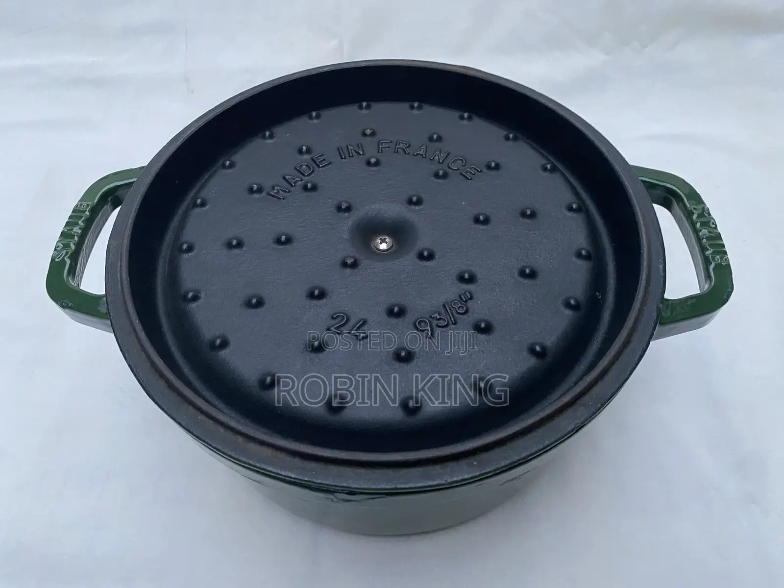 Staub Used Enamelled Cast Iron Dutch Oven Pot Size 4Qt / 3.7 Litre
