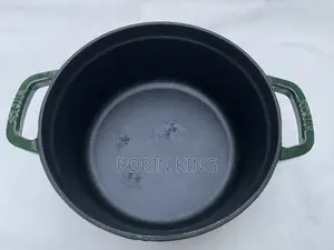 Staub Used Enamelled Cast Iron Dutch Oven Pot Size 4Qt / 3.7 Litre