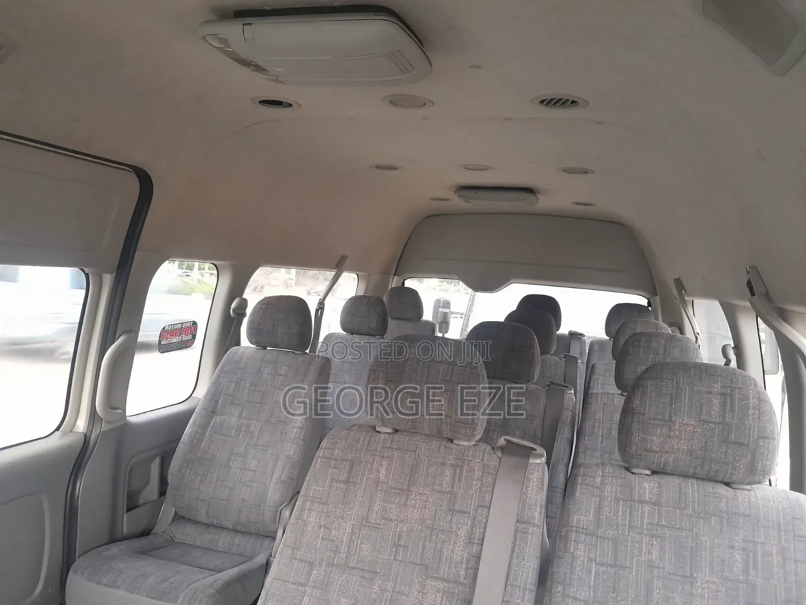 Toyota HiAce 2005 White
