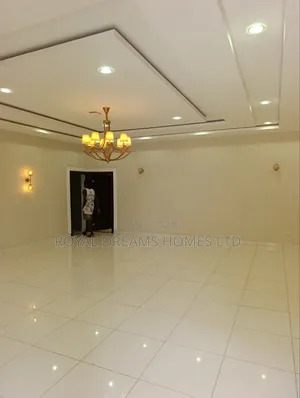 3bdrm Block of Flats in Maitama for rent