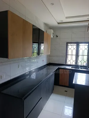 3bdrm Block of Flats in Maitama for rent