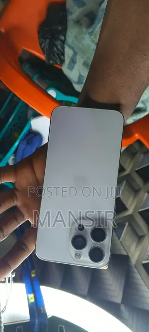 Apple iPhone 15 Pro Max 256 GB White