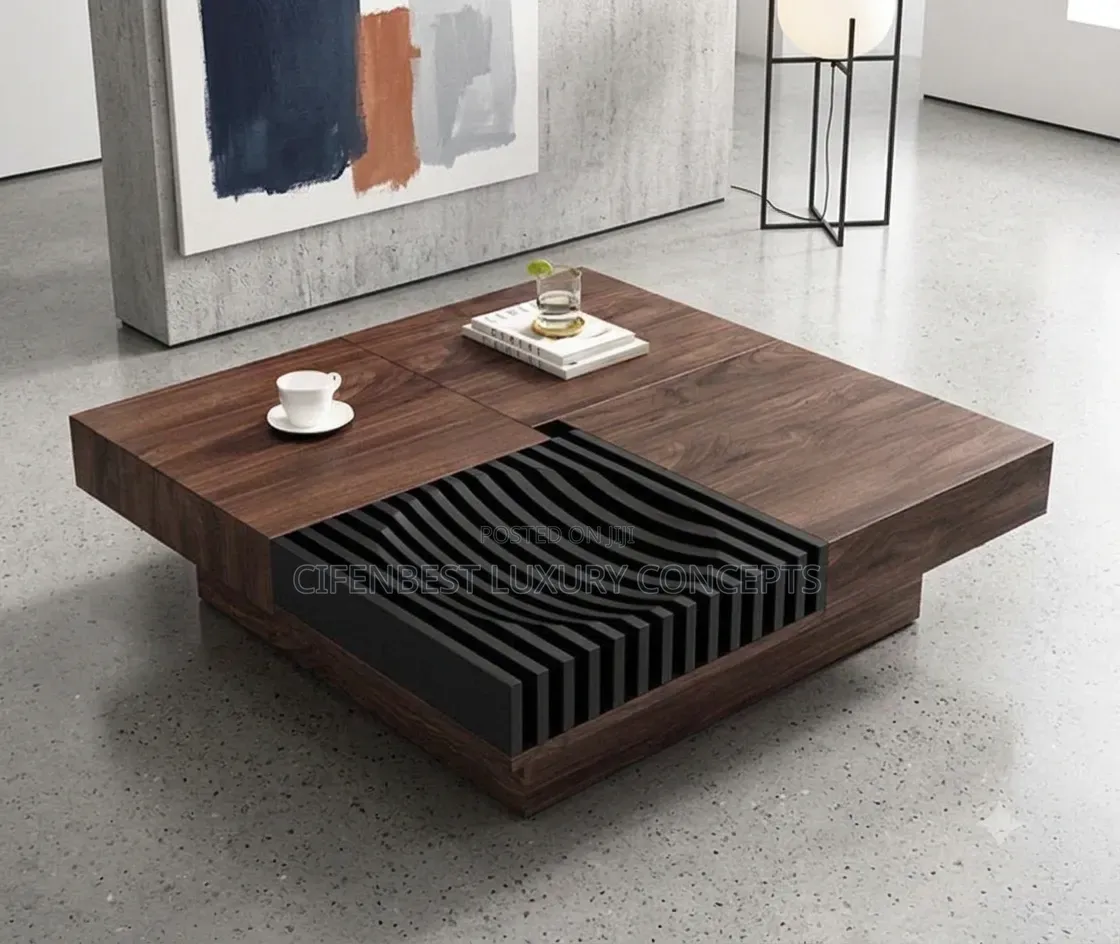 Squared Adjustable Centre Table