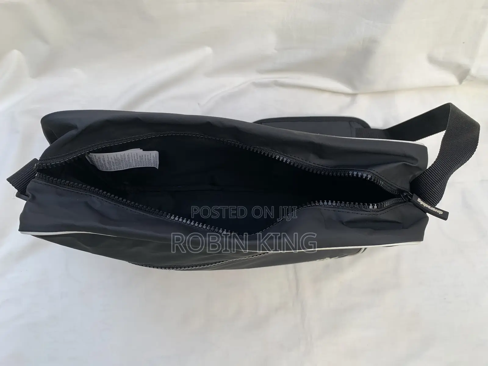 Diverse Black Crossbody Shoulder Bag Size Medium