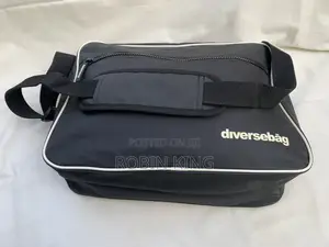 Diverse Black Crossbody Shoulder Bag Size Medium