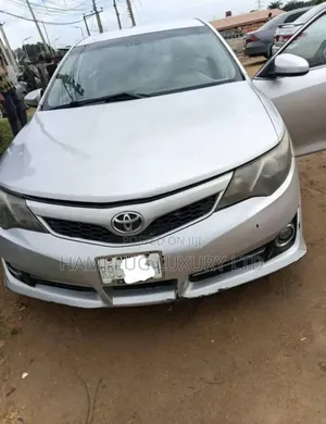 Toyota Camry 2013 Silver