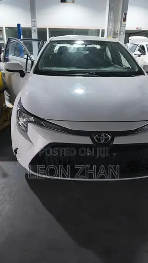 Toyota Corolla 2022 White