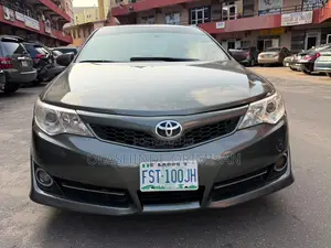 Toyota Camry 2014 Green