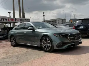 Mercedes-Benz E350 2025 Green