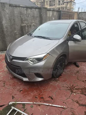 Toyota Corolla 2015 Beige