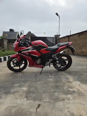 Honda CBR 2018 Red