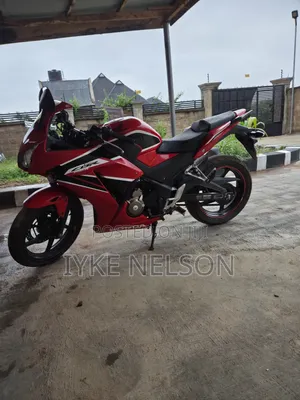 Honda CBR 2018 Red