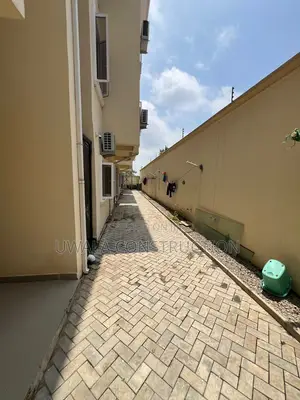 4bdrm Duplex in Guzape District for rent