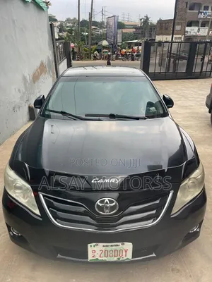 Toyota Camry LE V6 4dr Sedan (3.5L 6cyl 6A) 2011 Black