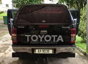 Toyota Hilux 2013 Black