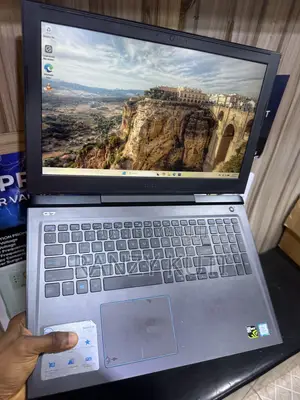 Laptop Dell G7 15 7588 16GB Intel Core i7 SSD 512GB