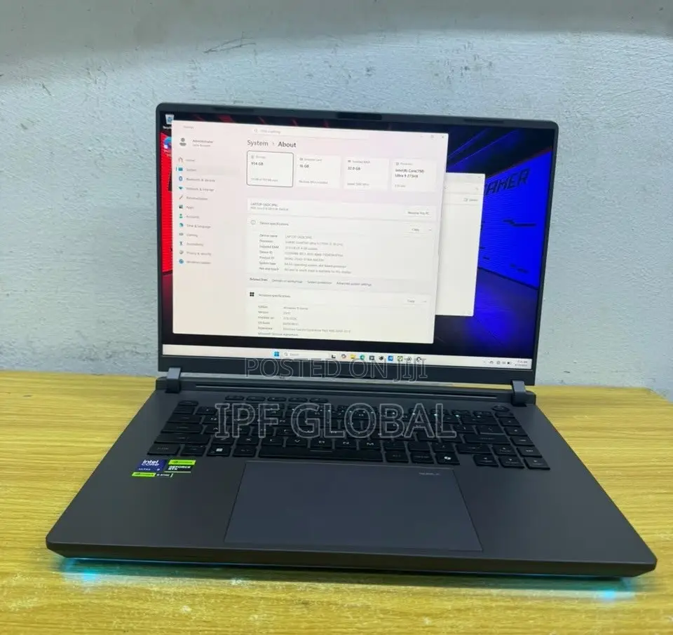Laptop Asus ROG Strix G16 32GB Intel Core Ultra 9 SSD 1T