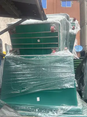 Imported 1100L Wheelie Bin