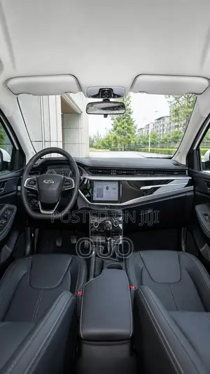 Chery Arrizo 5 2025 White