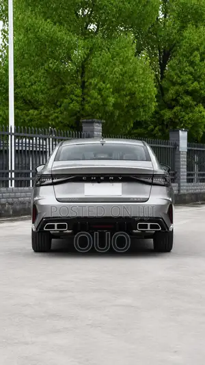 Chery Arrizo 8 2025 Gray