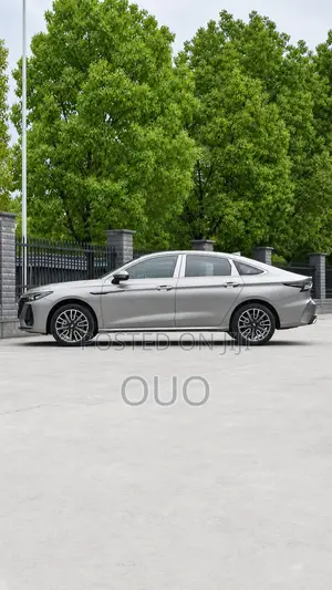 Chery Arrizo 8 2025 Gray