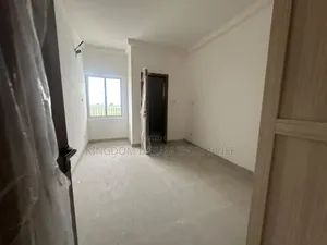 3bdrm Block of Flats in Osapa London Lekki for rent