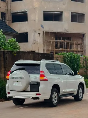 Toyota Land Cruiser 2015 White