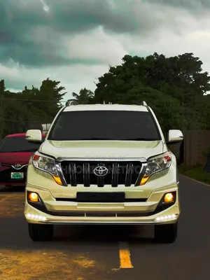 Toyota Land Cruiser 2015 White