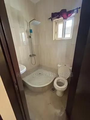 1bdrm Apartment in Chevron for rent