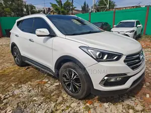 Hyundai Santa Fe 2017 White