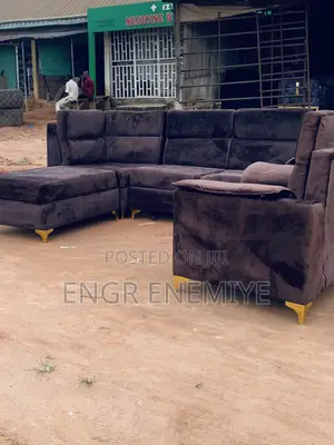 Lshape Chair