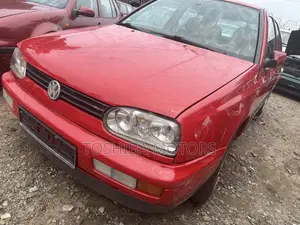 Volkswagen Golf 2003 Red