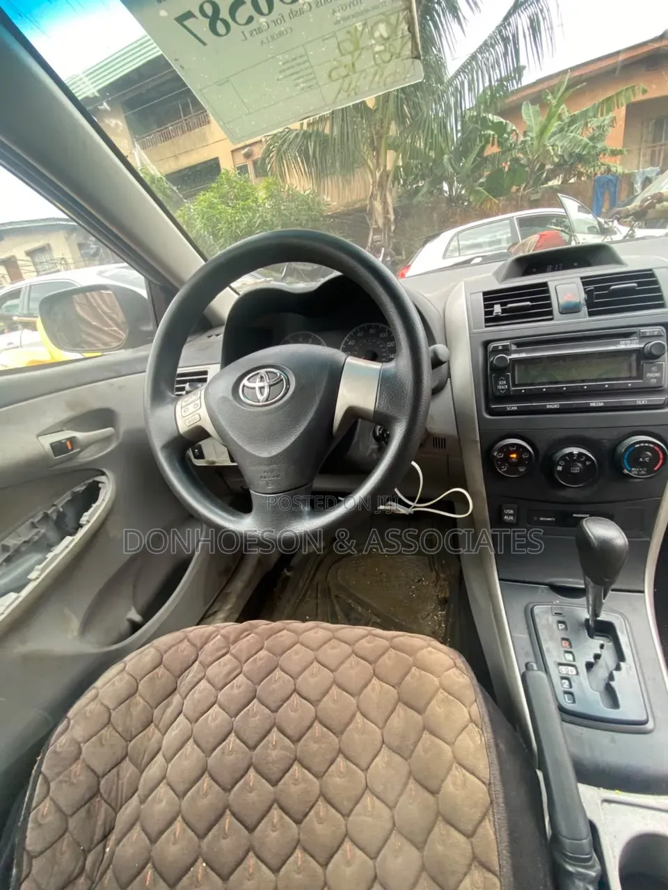 Toyota Corolla 2012 Silver