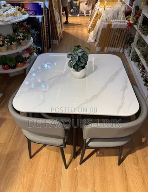 Four Seater Dinning