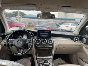 Mercedes-Benz GLC-Class 2019 Black