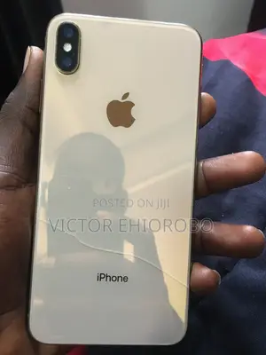 Apple iPhone XS Max 64 GB Gold