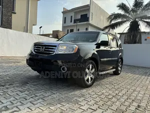 Honda Pilot Touring w/RES/Navi 4WD (3.5L 6cyl 5A) 2012 Black