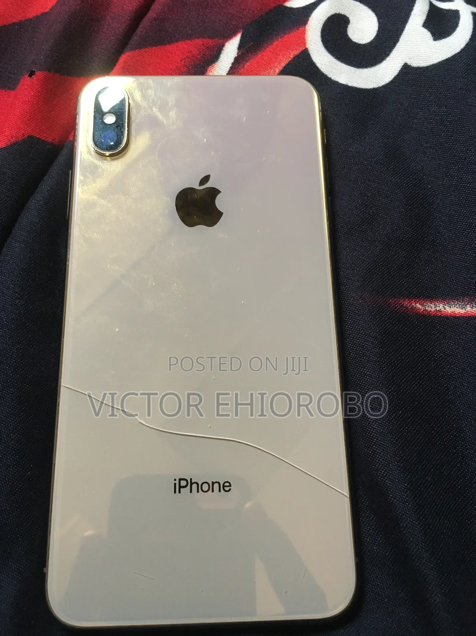 Apple iPhone XS Max 64 GB Gold