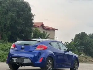 Hyundai Veloster Automatic 2012 Blue
