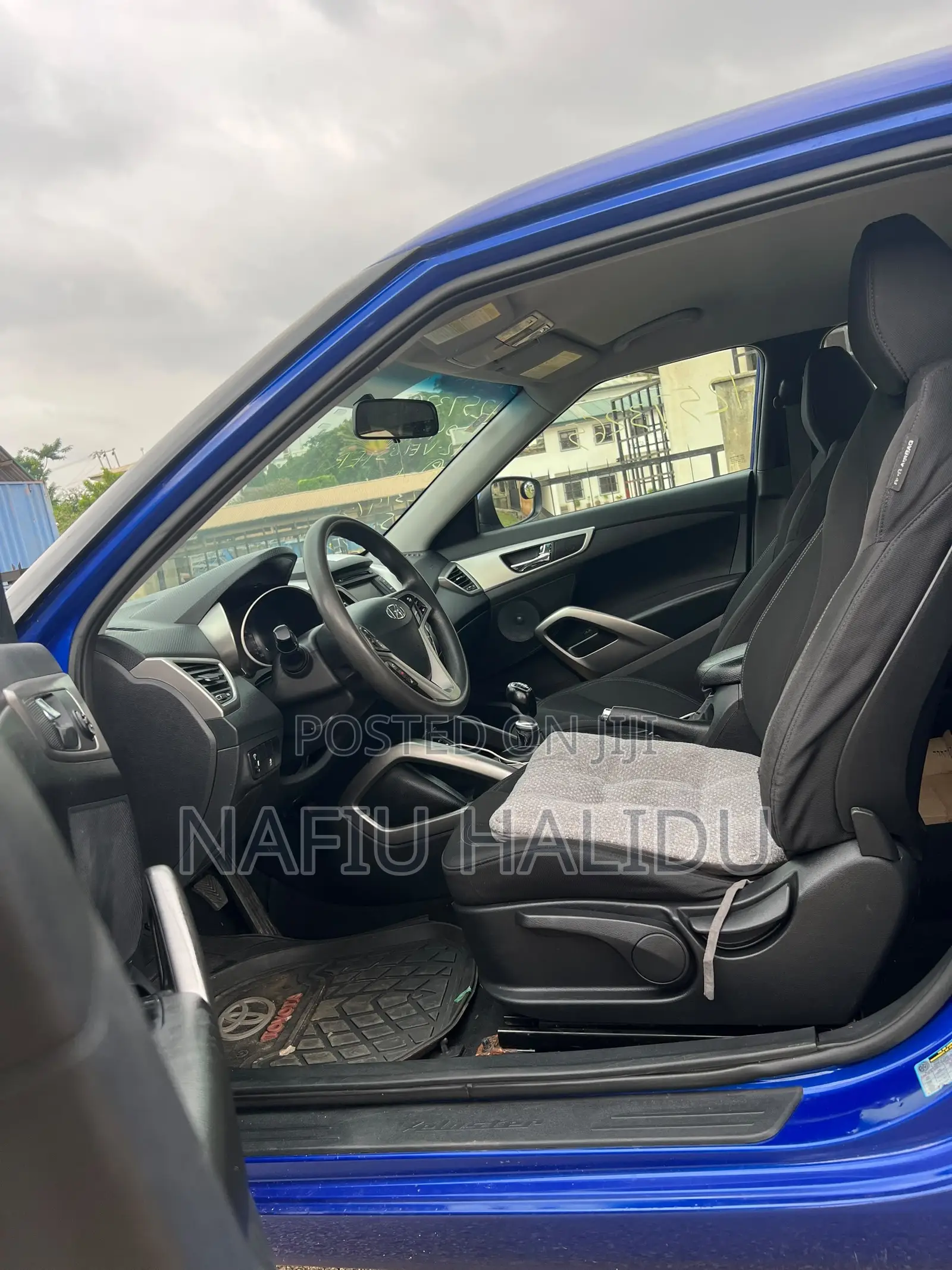 Hyundai Veloster Automatic 2012 Blue