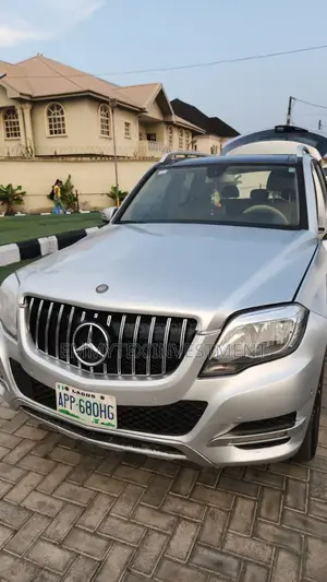 Mercedes-Benz GLK-Class 2012 Silver