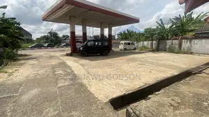 Filling Station