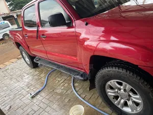 Toyota Tacoma 2008 Red